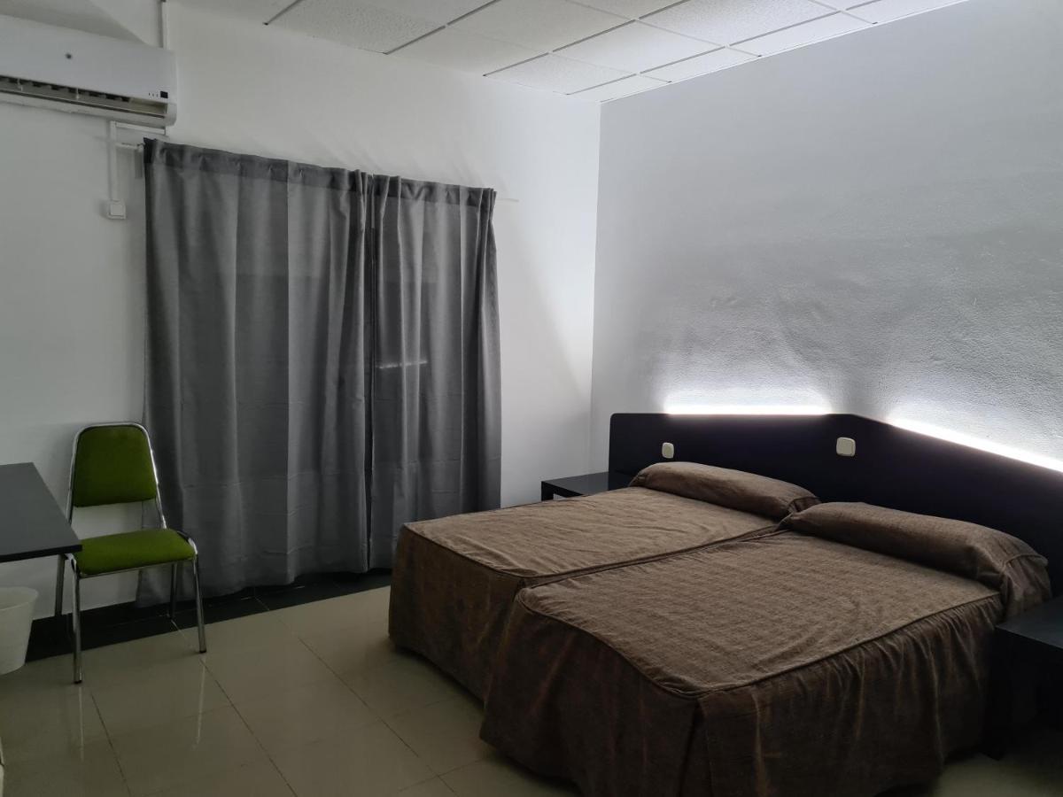 Hotel Lisboa Castrillo de la Guareña Extérieur photo